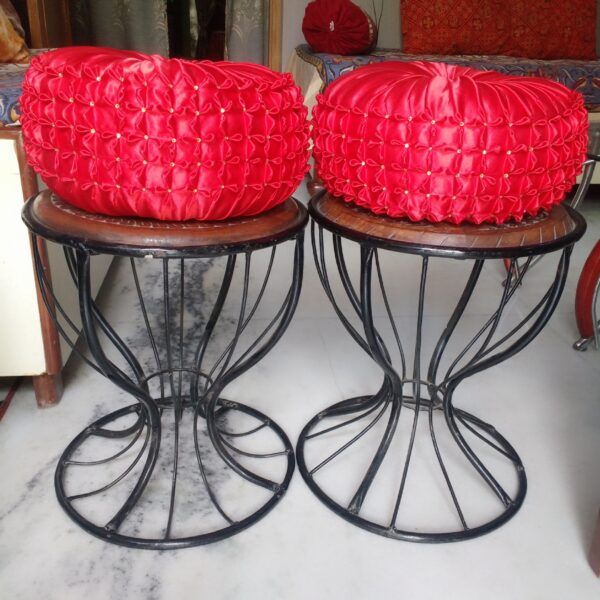 Round Red with white pearl smocking cushion