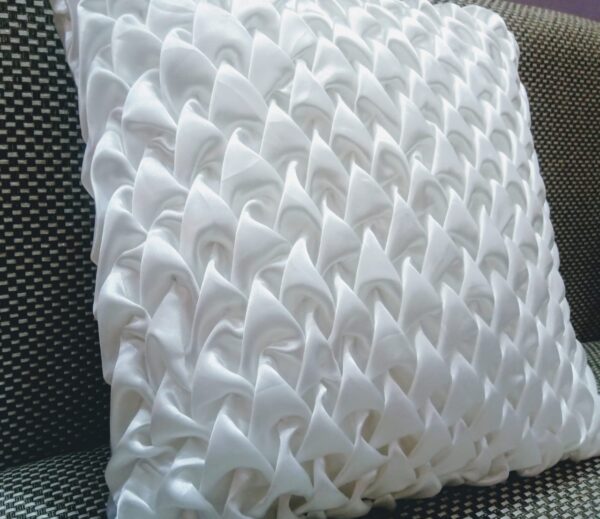 v'Design Off White cushion cover