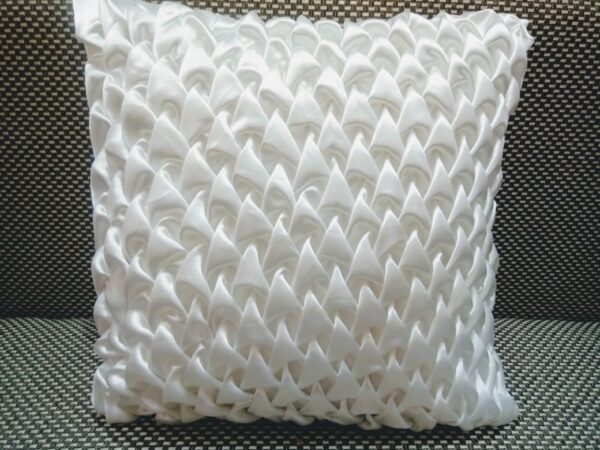 v'Design Off White cushion cover
