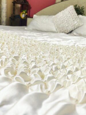 KALARAGINI White Satin Classic King Size Double Bedsheet